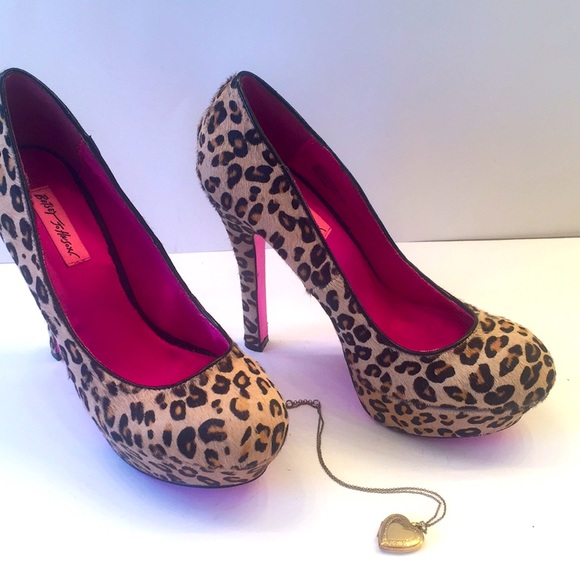 Betsey Johnson Shoes - Betsey Johnson Cheetah Pony Hair 6” Heels Size 9